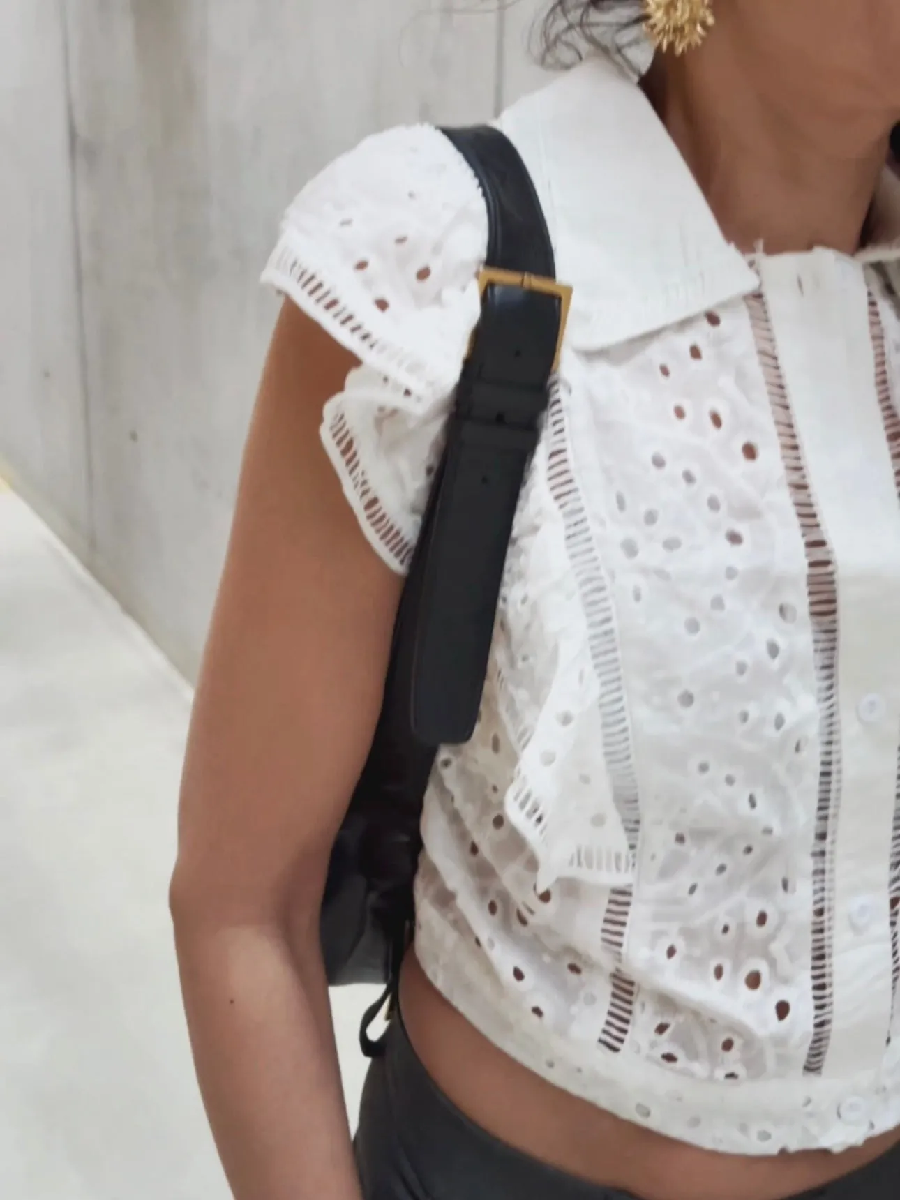 CROPPED SHORT SLEEVE BRODERIE ANGLAISE SHIRT - WHITE